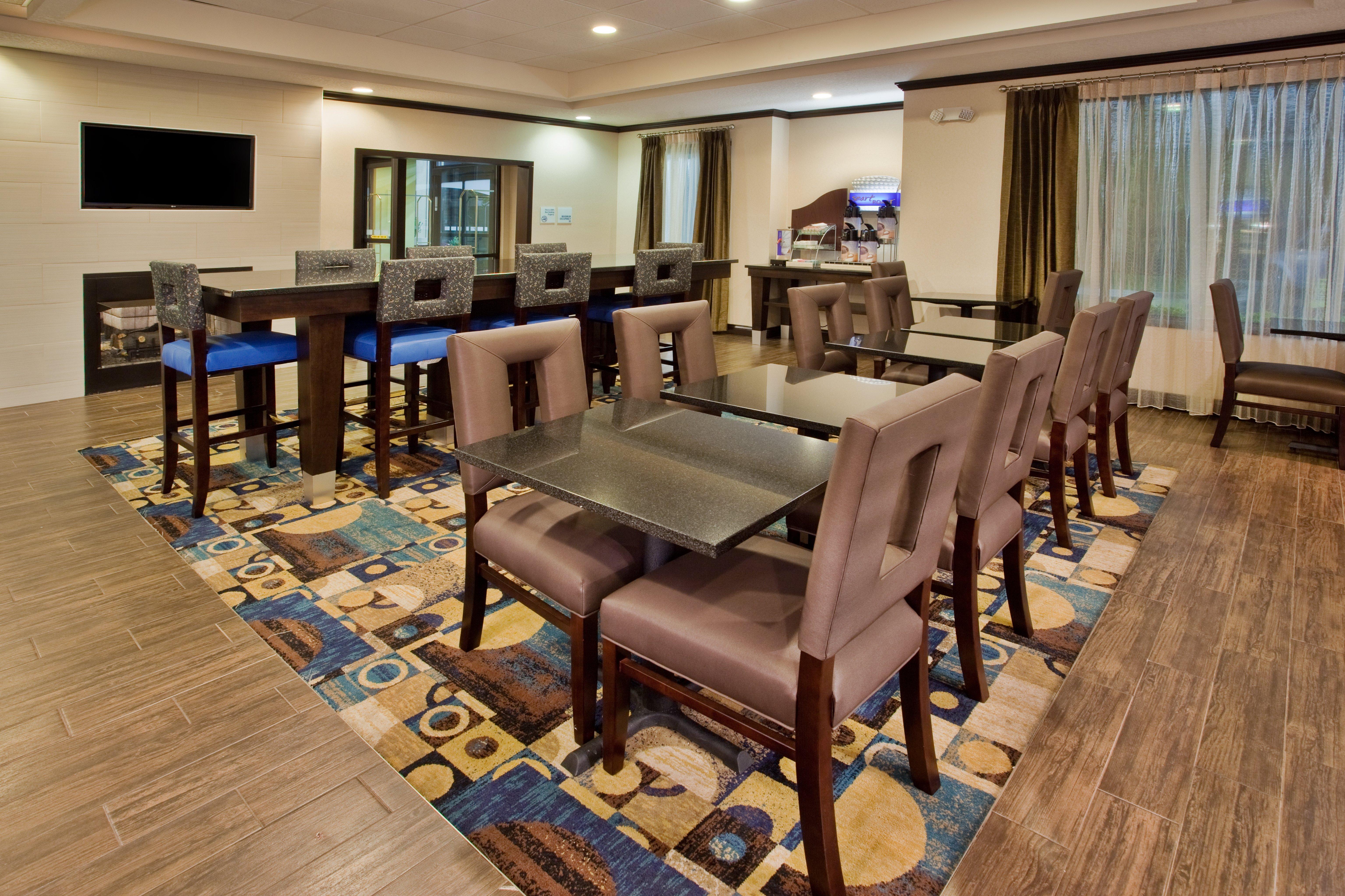 Holiday Inn Express & Suites Buford Ne - Lake Lanier By Ihg Zewnętrze zdjęcie